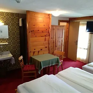** Hotel Garni Alpenrose Österreich